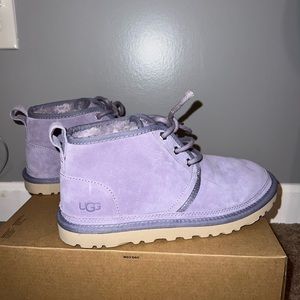 UGG Neumel W8
